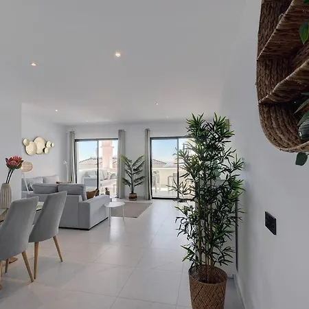 Apartment 2 Bed At Hills With Great Sea Views! Estepona